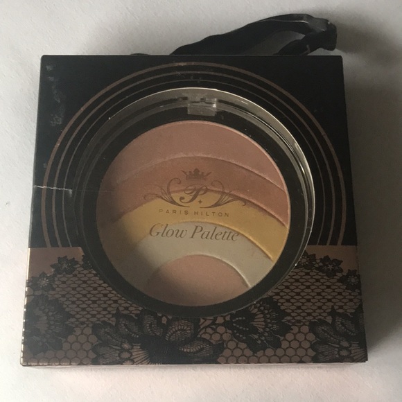 NEW Paris Hilton Glow Palette Makeup Highlighter - Picture 1 of 6